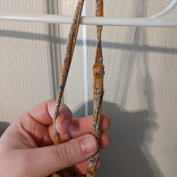 Smocked Top American Eagle Floral Faux Wrap Dress for Spring Size XL - Picture 6 of 6